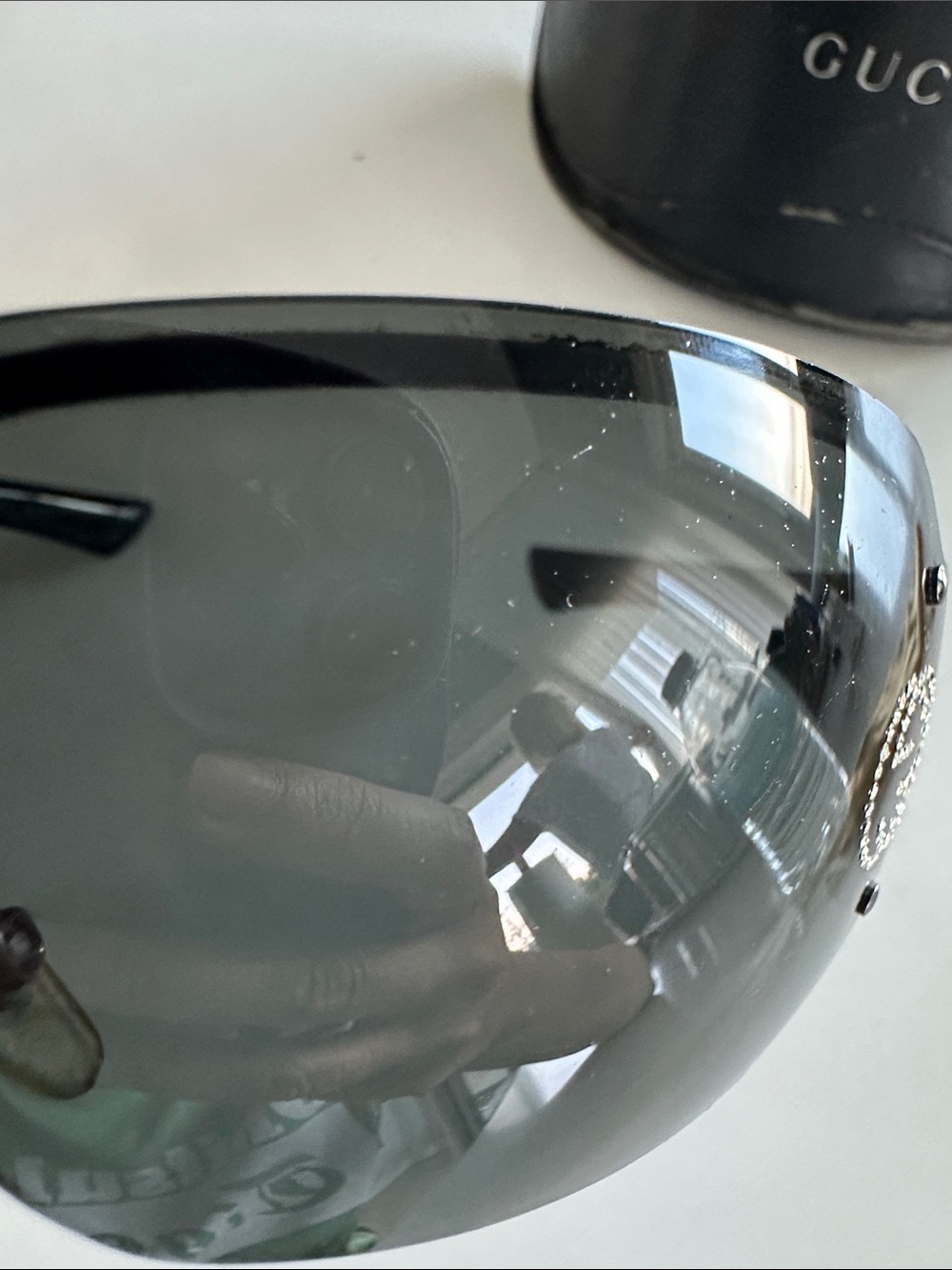 Vintage GUCCI Black Sunglasses - Picture 4 of 4